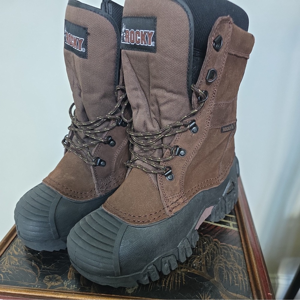 Rocky Men's Boots Size 8 Rocky Guaranteed Waterproof 600 Grams Thinsulate